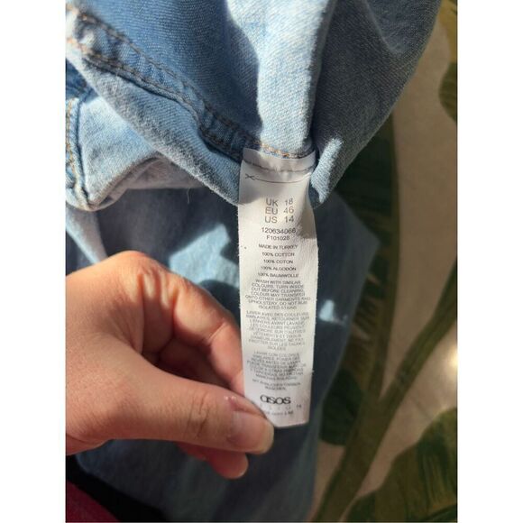 ASOS Curve Women’s Long Sleeve Button Down Denim Jean Shirt Size 14 100% cotton - Picture 3 of 12